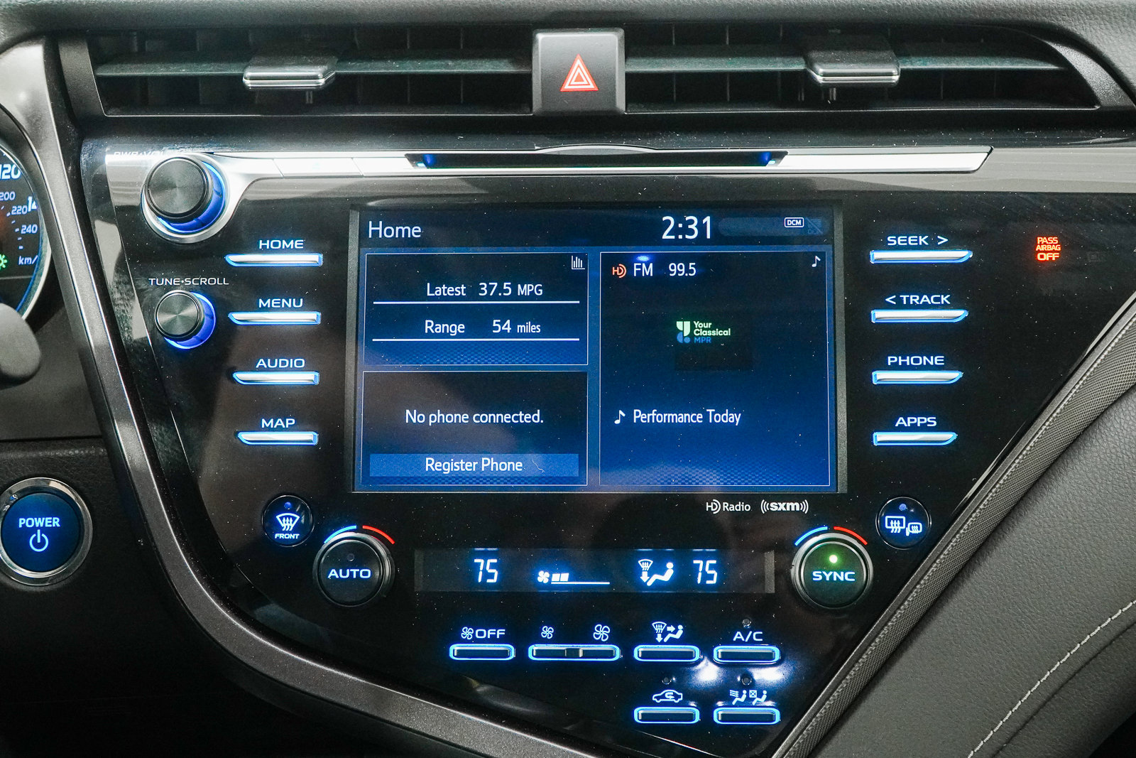 Used 2019 Toyota Camry SE w/ Audio Package FWD image 28