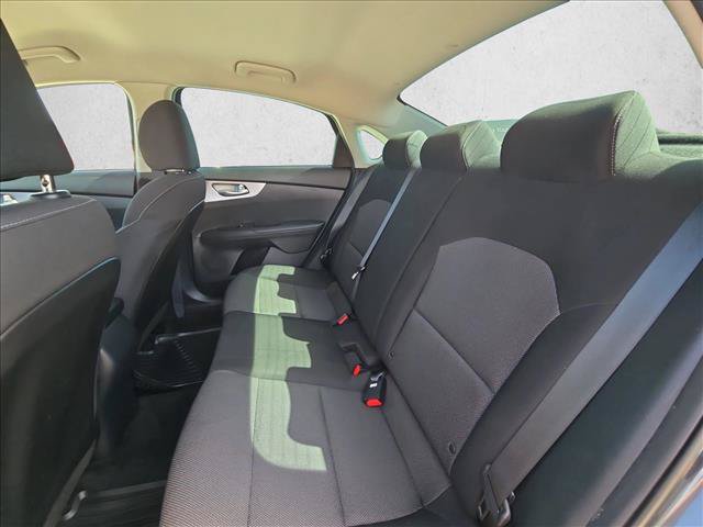 Used 2022 Kia Forte LXS FWD image 16