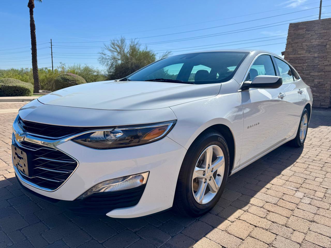 Used 2023 Chevrolet Malibu LT FWD image 3