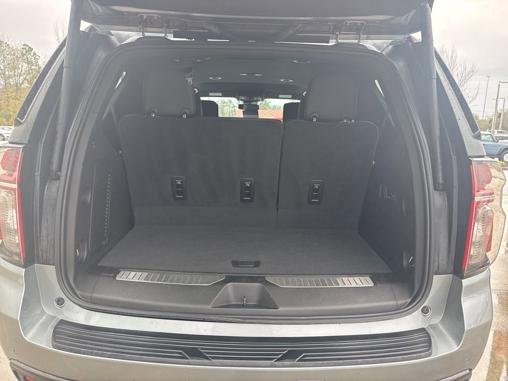 Used 2024 Chevrolet Tahoe Z71 w/ Luxury Package image 30