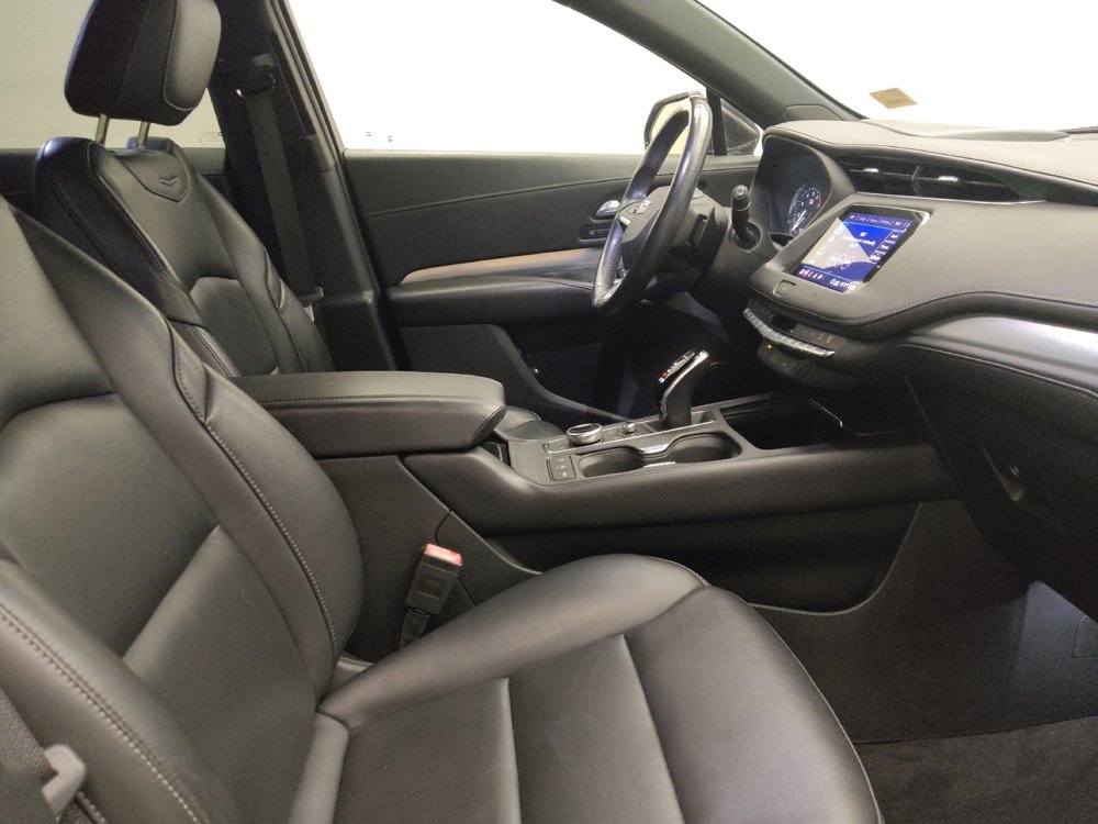 Used 2020 Cadillac XT4 Premium Luxury w/ Technology Package AWD/4WD image 21