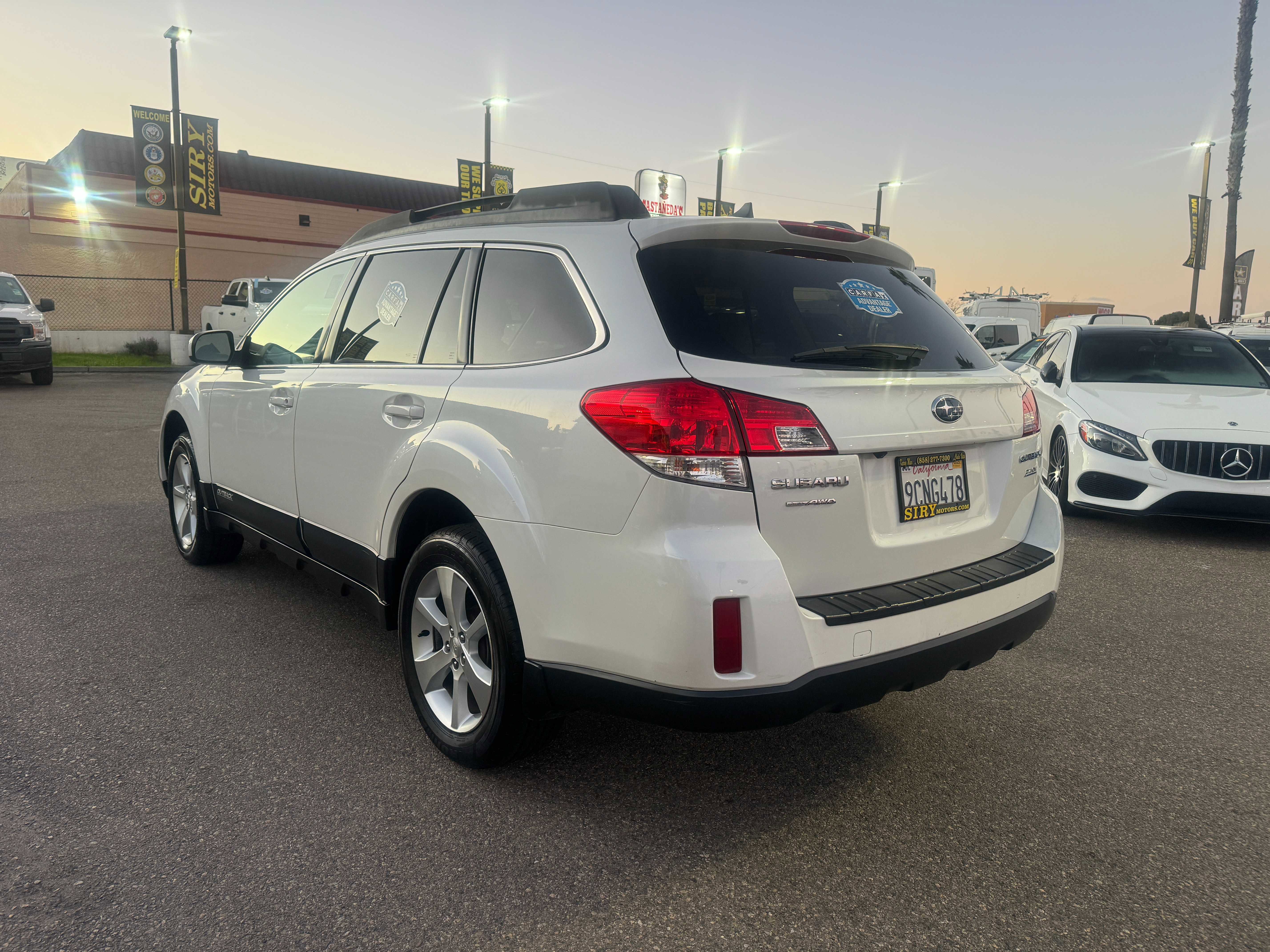 Used 2014 Subaru Outback 2.5i Limited image 5