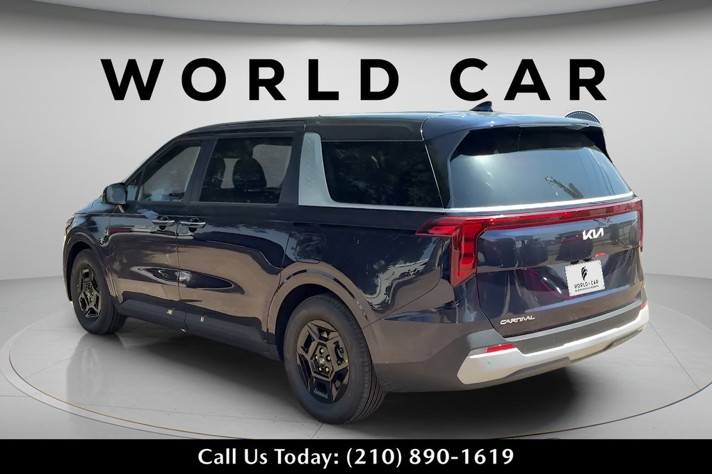 New 2026 Kia Carnival FWD image 5