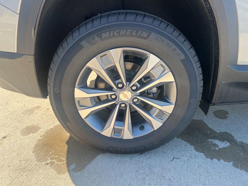 New 2026 Chevrolet Equinox LT w/ Convenience Package II image 43