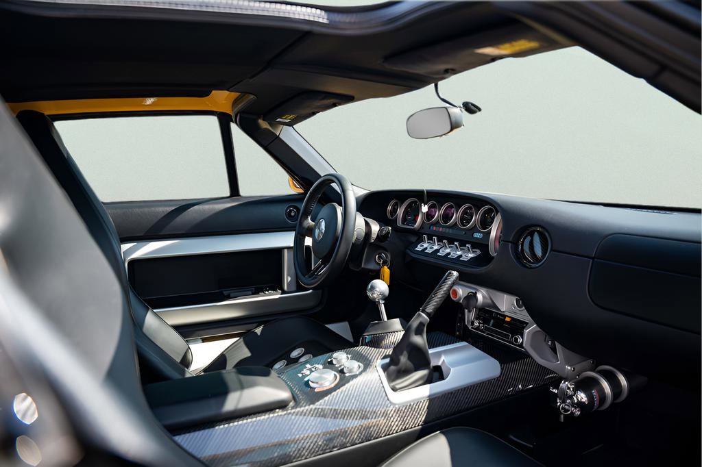 Used 2006 Ford GT RWD image 35