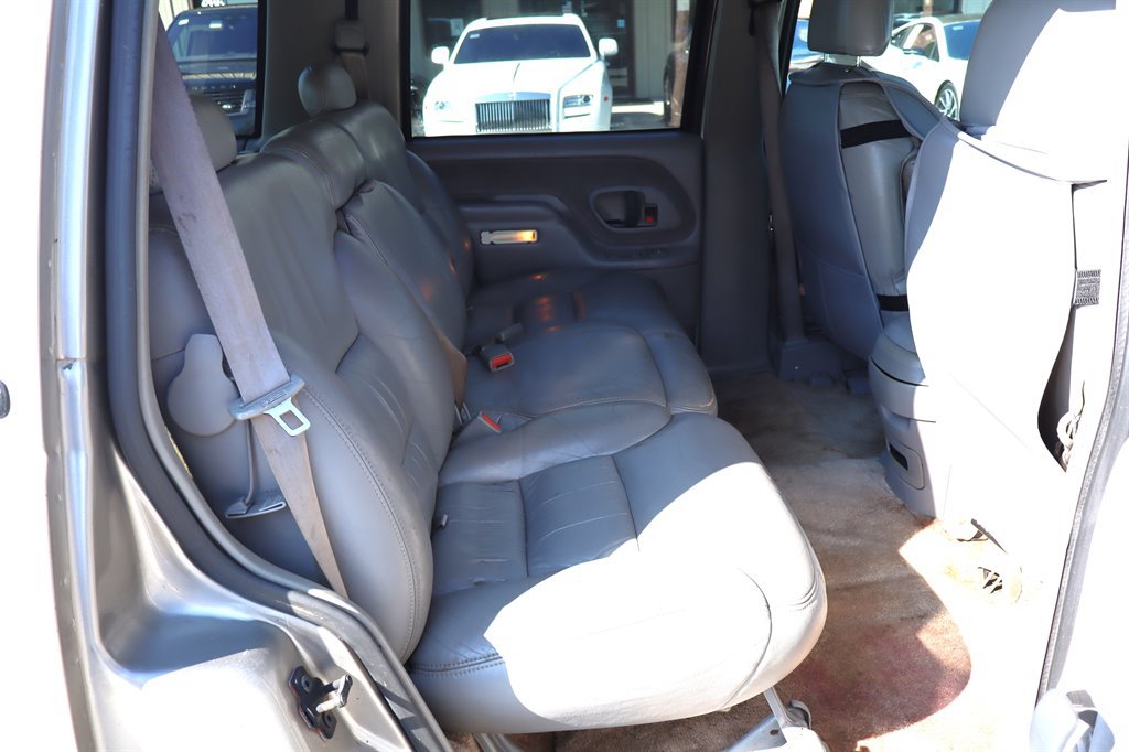 Used 1999 GMC Yukon 4WD 4-Door w/ Marketing Opt Pkg 5 image 25