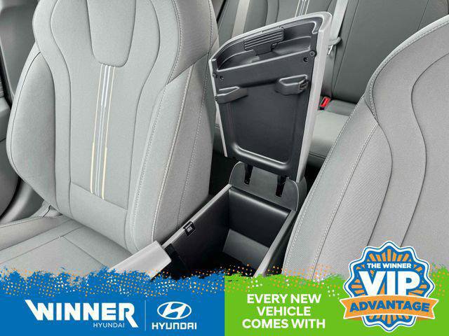 New 2025 Hyundai Elantra SEL image 19