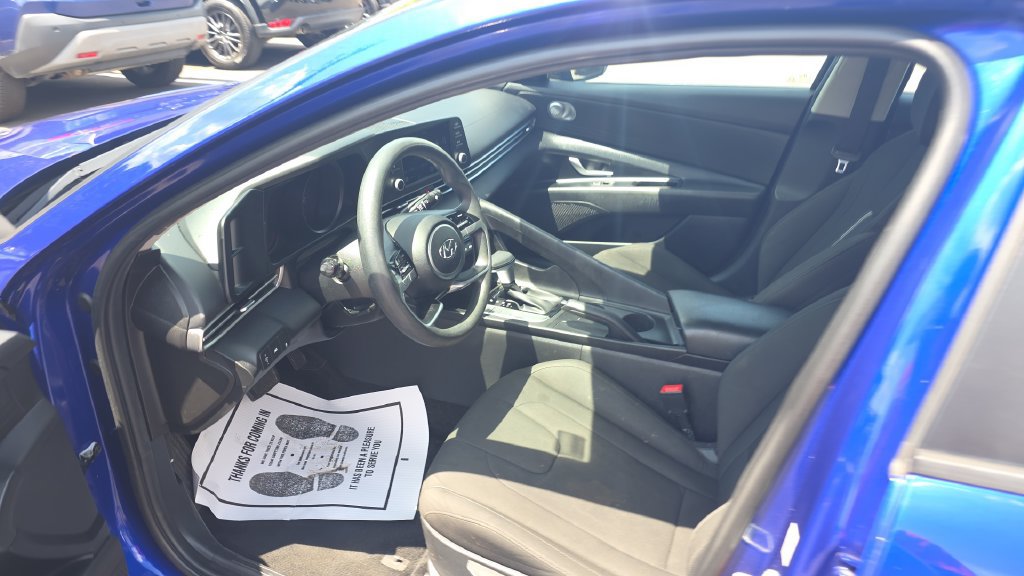 Used 2021 Hyundai Elantra SEL FWD image 22