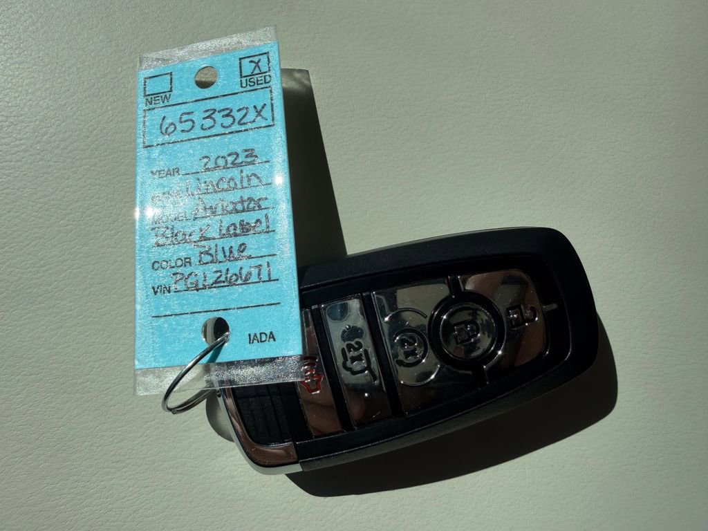 Certified 2023 Lincoln Aviator Black Label image 47