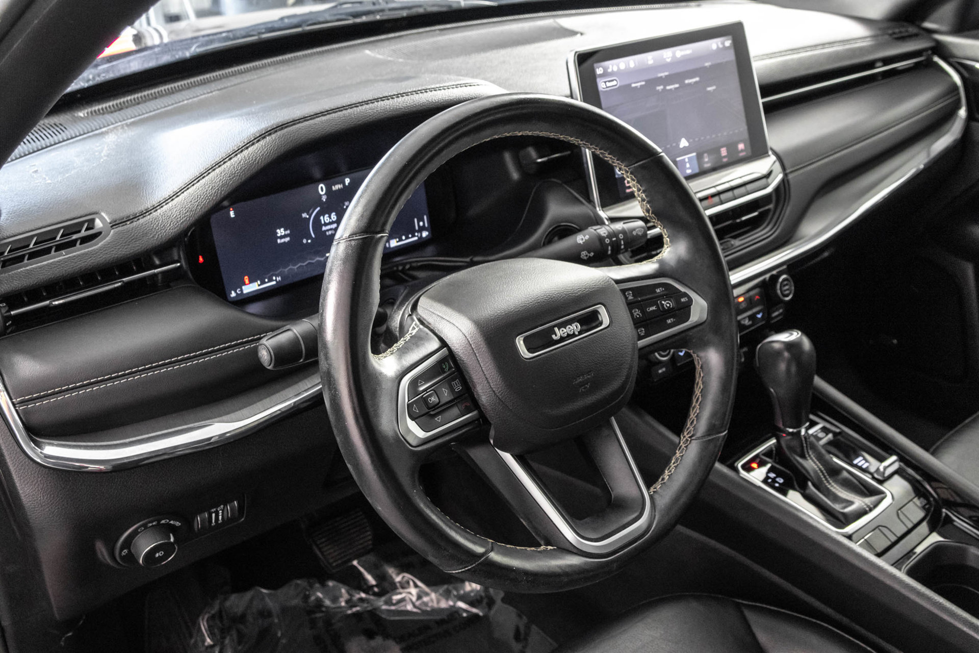 Used 2022 Jeep Compass High Altitude AWD/4WD image 5