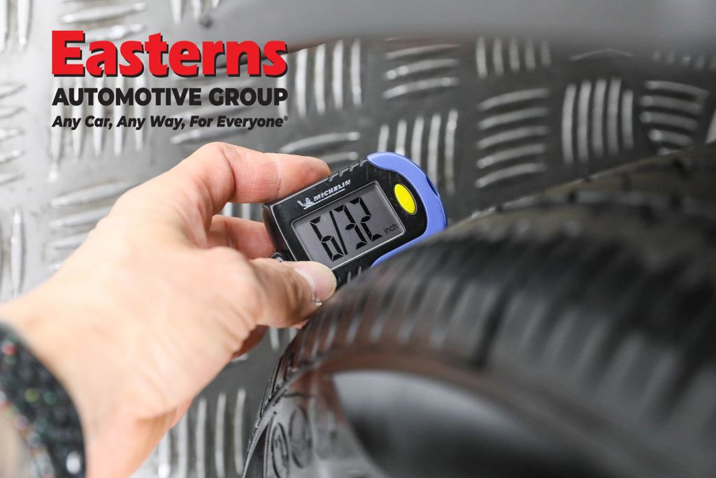 Used 2022 Toyota Corolla LE w/ Carpet Mat Package (TMS) image 28