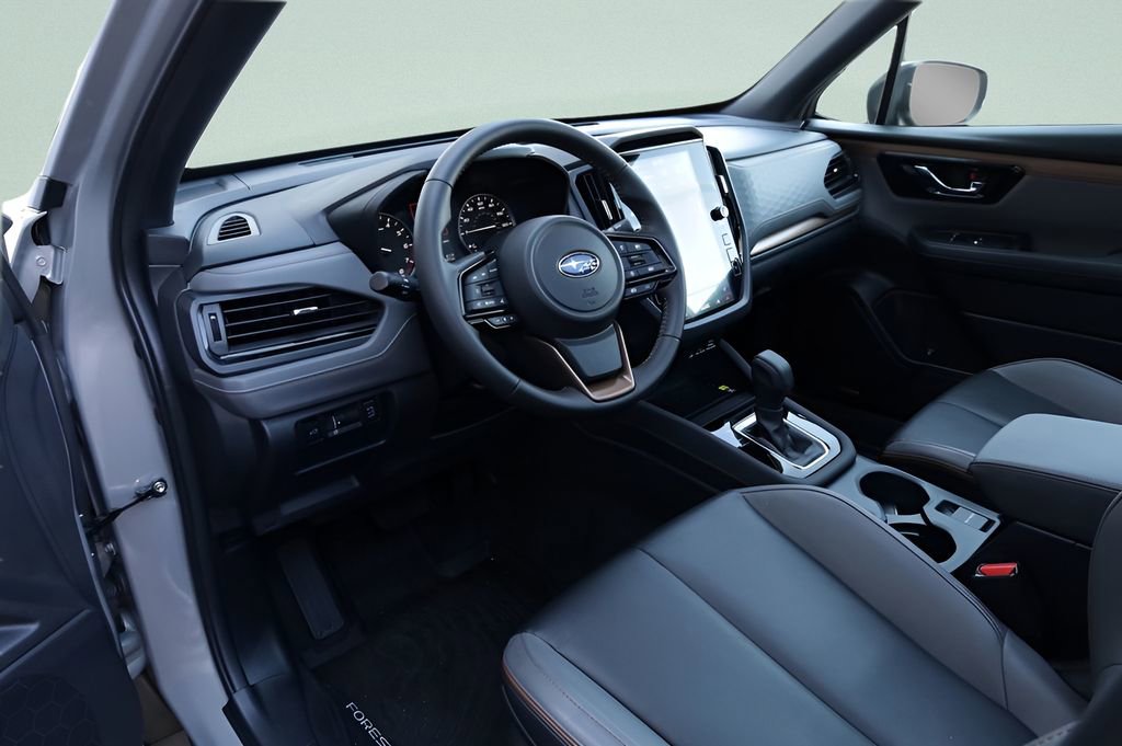 Used 2025 Subaru Forester Sport image 27