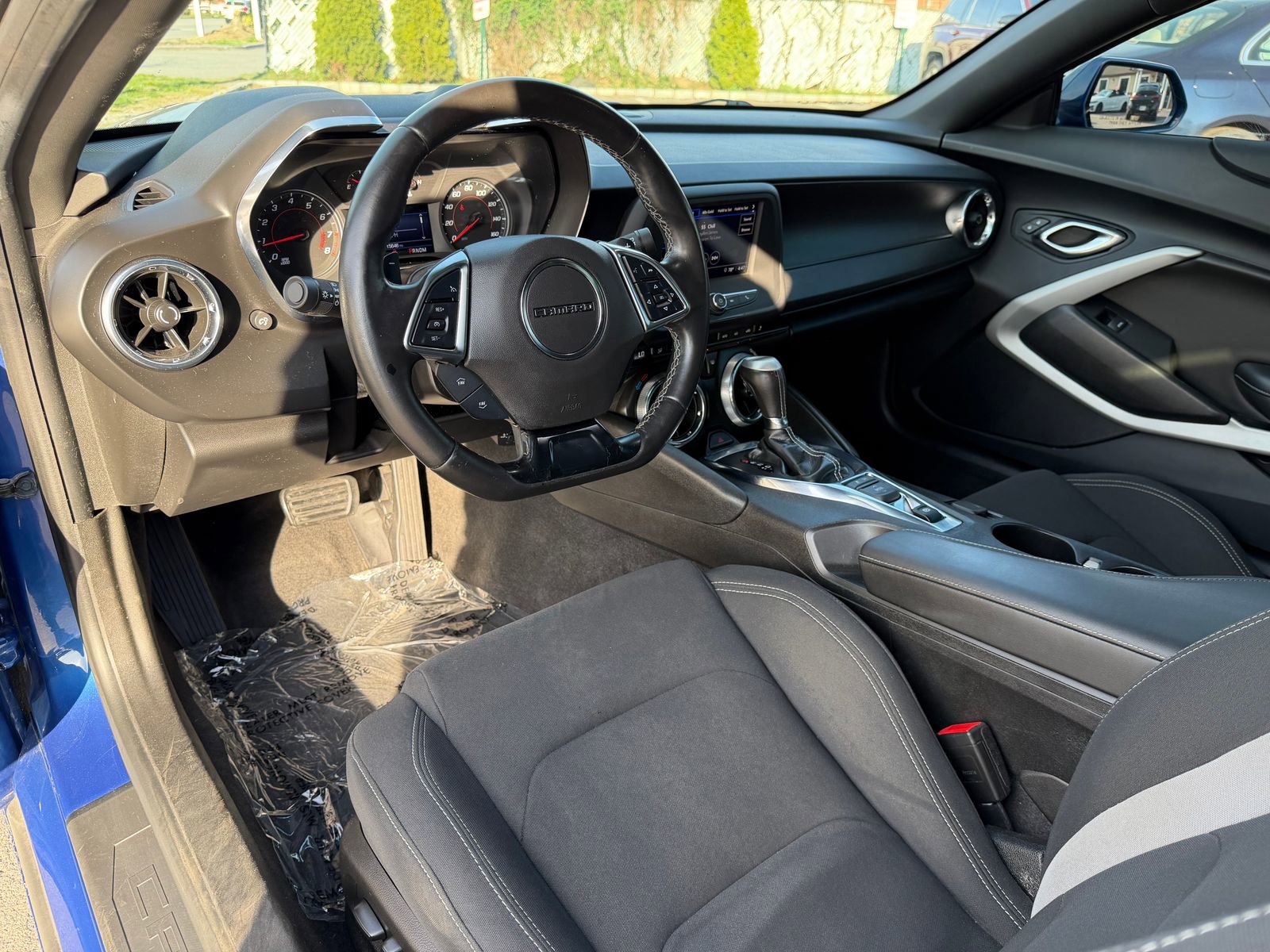 Used 2021 Chevrolet Camaro LT RWD image 15