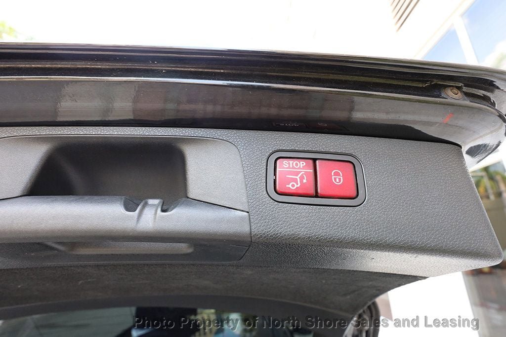 Used 2018 Mercedes-Benz E 400 4MATIC Wagon w/ Premium 2 Package (Q02) image 34