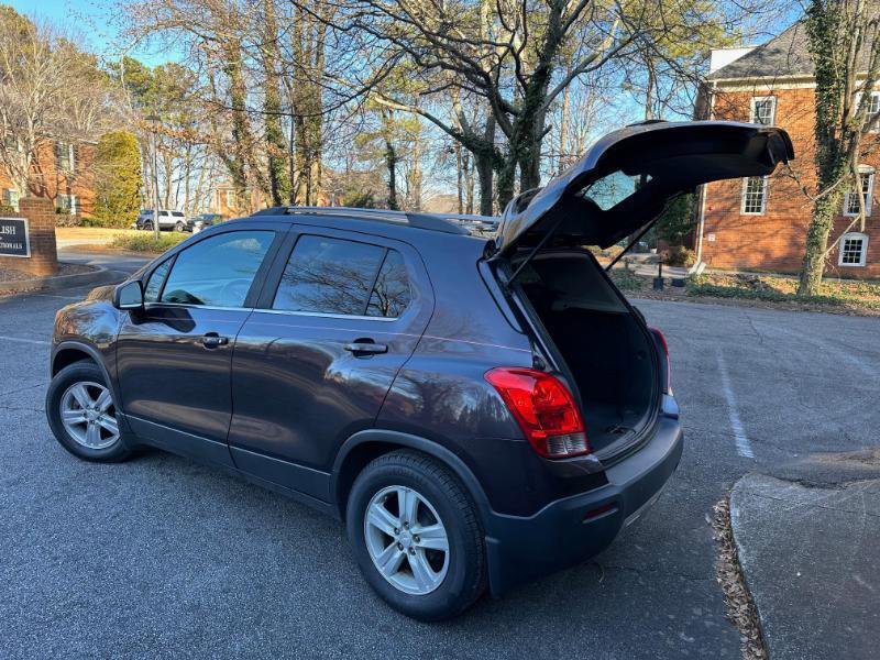 Used 2016 Chevrolet Trax LT w/ LT Convenience Package image 14