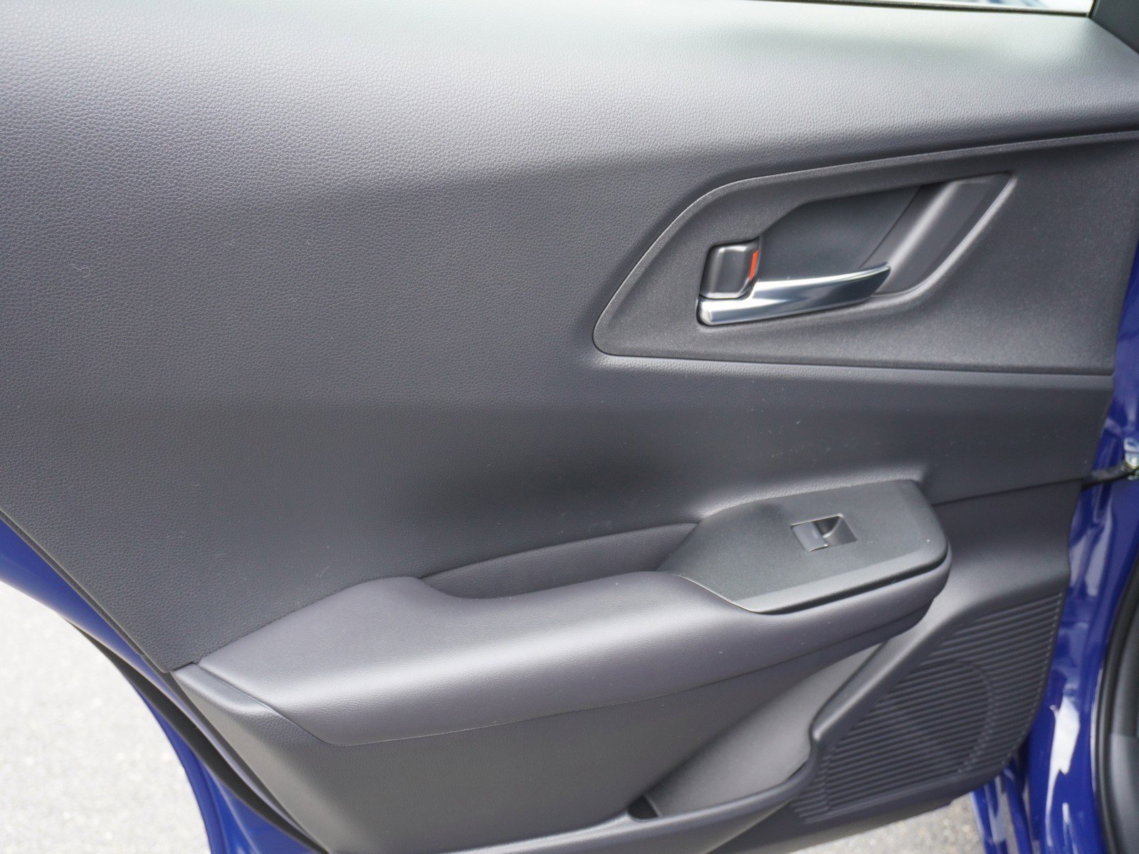 New 2026 Toyota Prius Plug-In Hybrid FWD image 12