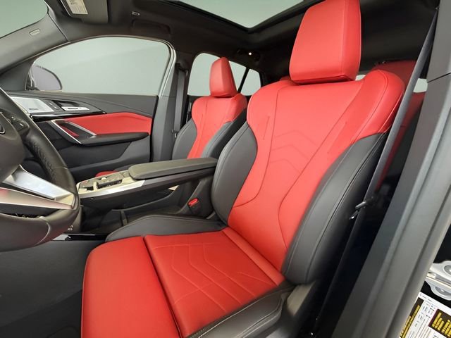 Used 2025 BMW X2 xDrive28i image 19