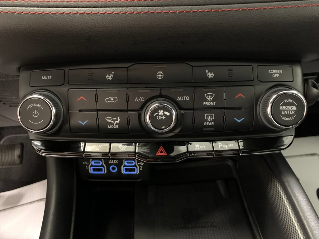 Used 2023 Dodge Durango R/T w/ Blacktop Package AWD/4WD image 28