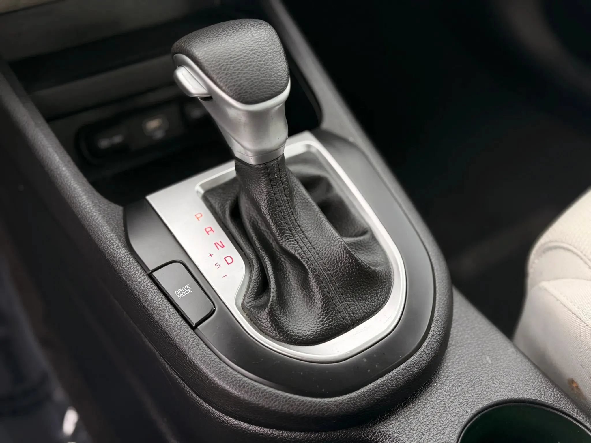 Used 2022 Kia Forte LXS w/ LXS Technology Package FWD image 23
