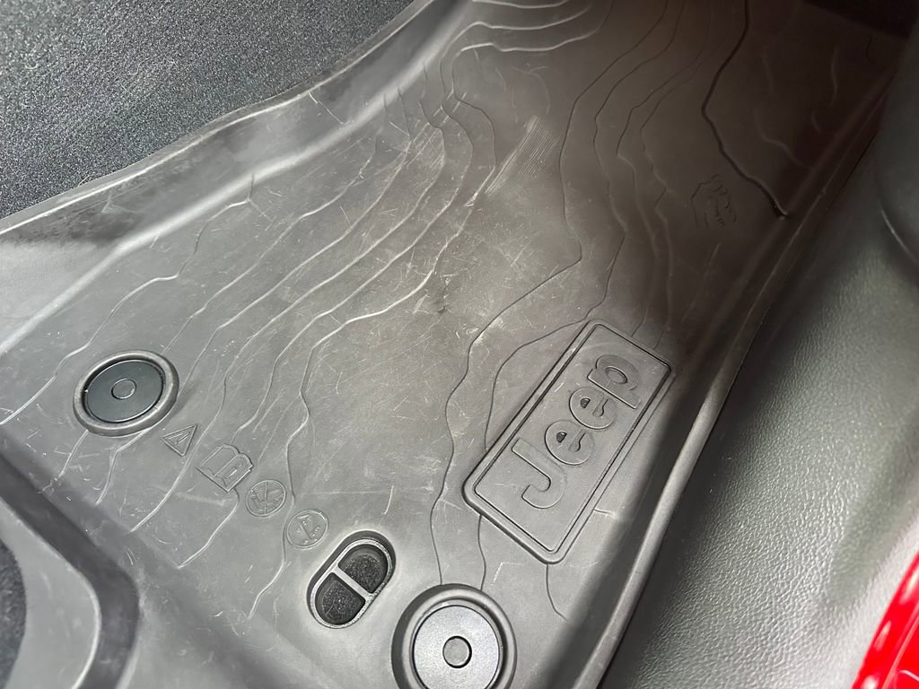 Used 2024 Jeep Wrangler Sport image 40