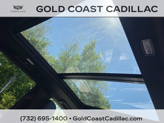 Used 2022 Cadillac Escalade Premium Luxury AWD/4WD image 12