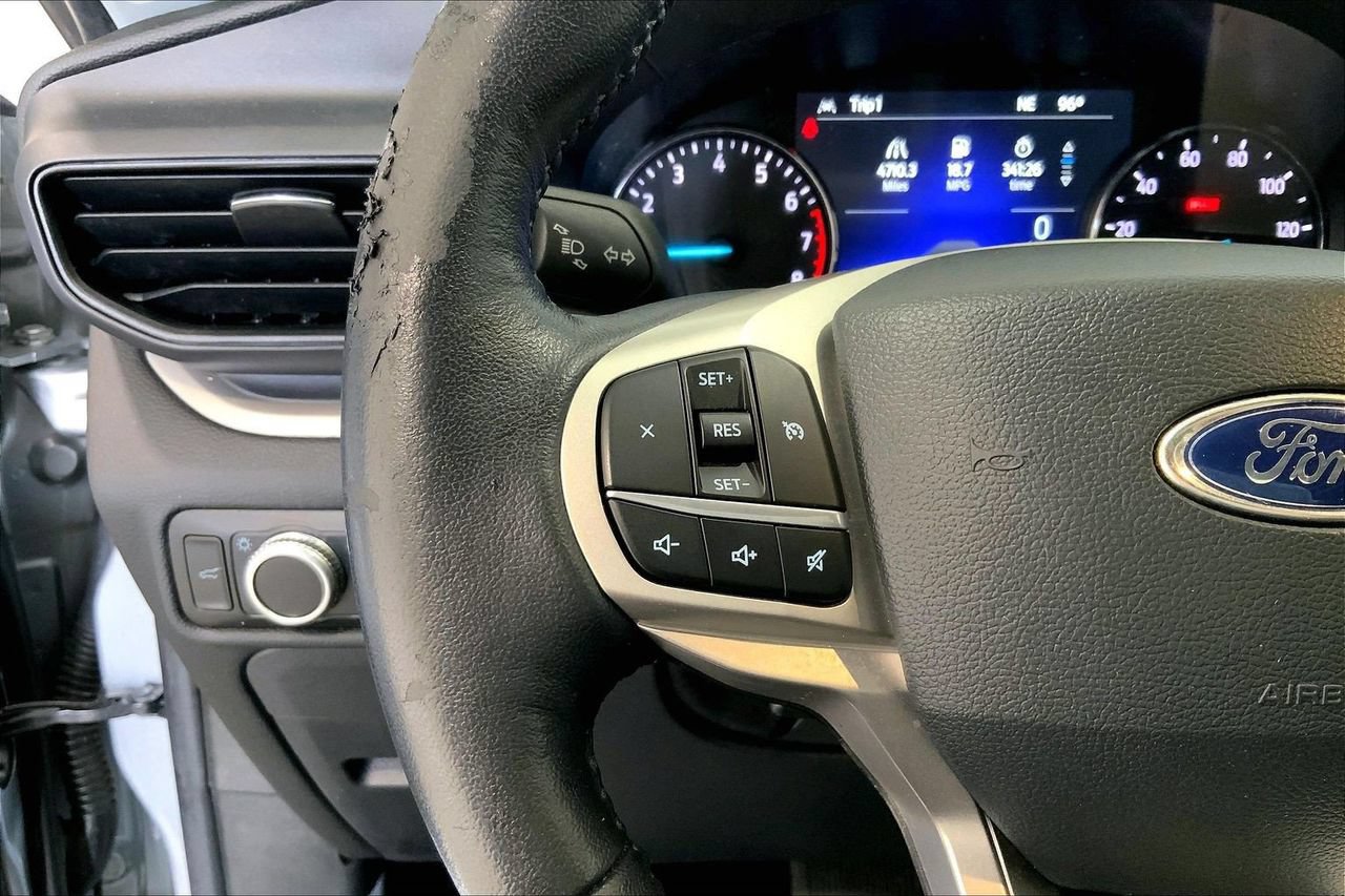 Used 2022 Ford Explorer XLT RWD image 21