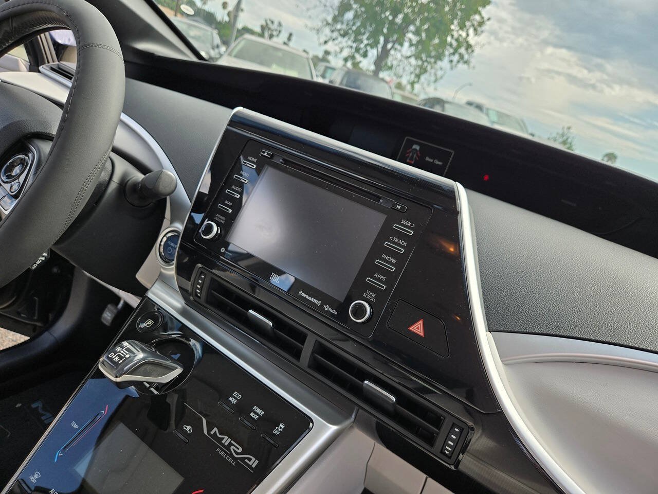 Used 2018 Toyota Mirai FWD image 39