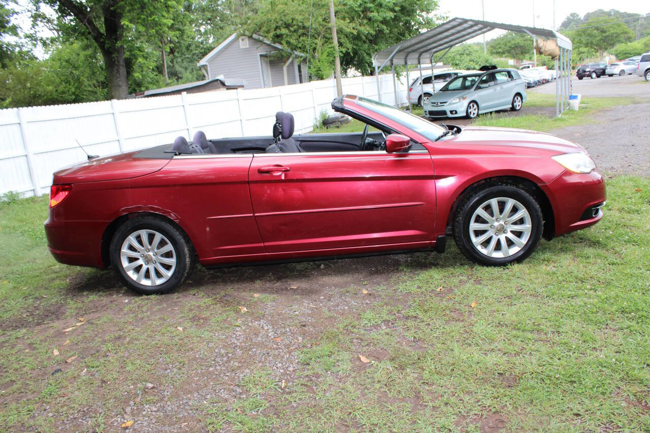 Used 2013 Chrysler 200 Touring image 6