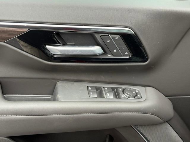 New 2026 Chevrolet Suburban LT w/ Comfort Package image 11