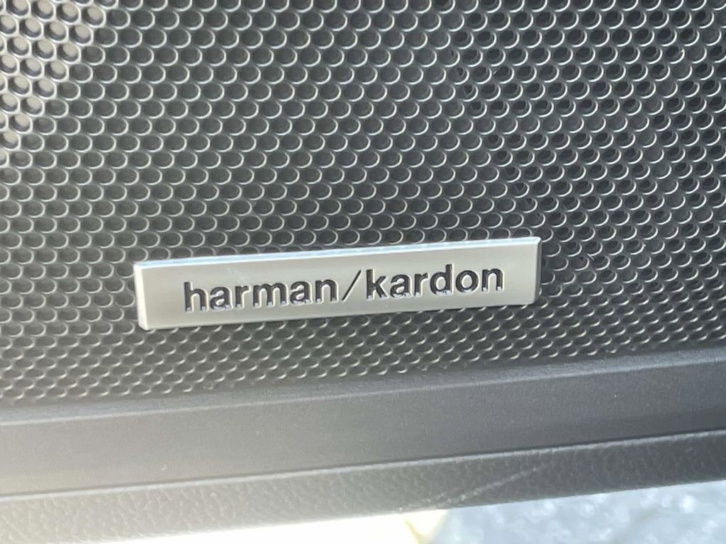 New 2025 Subaru Outback Limited w/ Popular Package #2 image 17