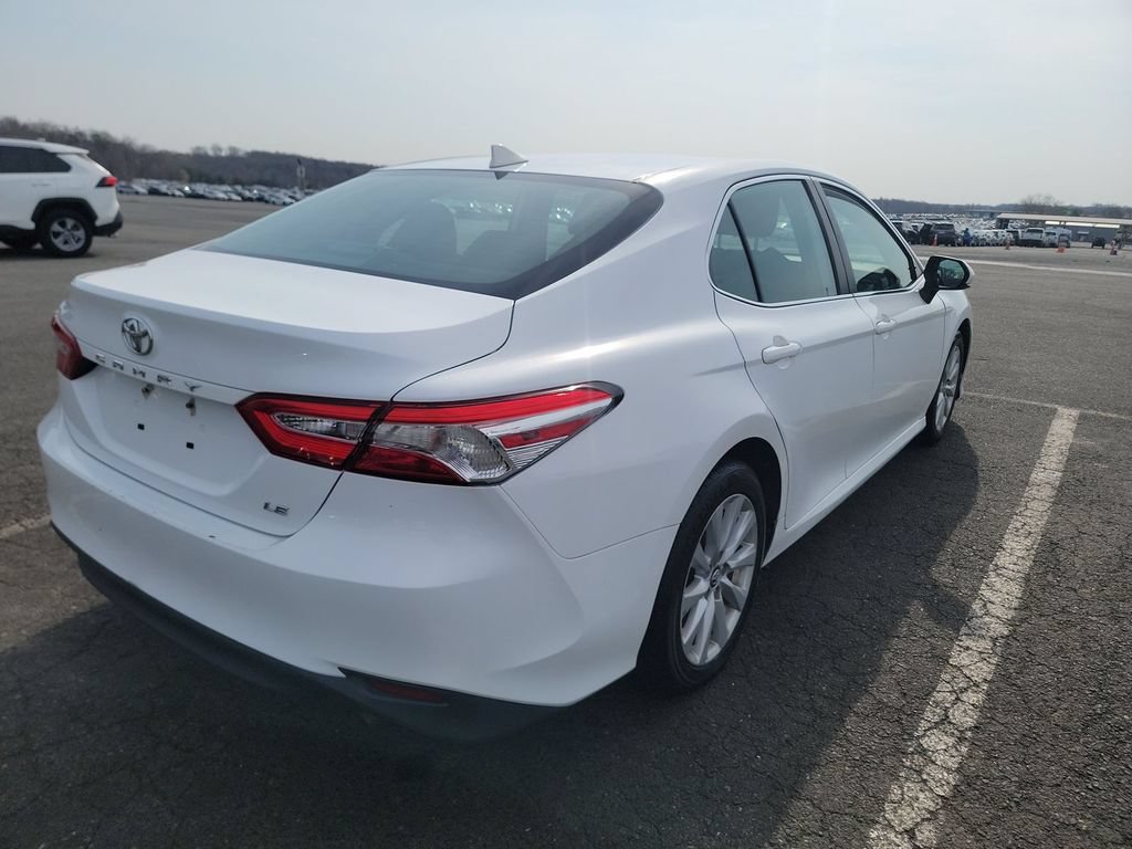 Used 2020 Toyota Camry LE FWD image 4