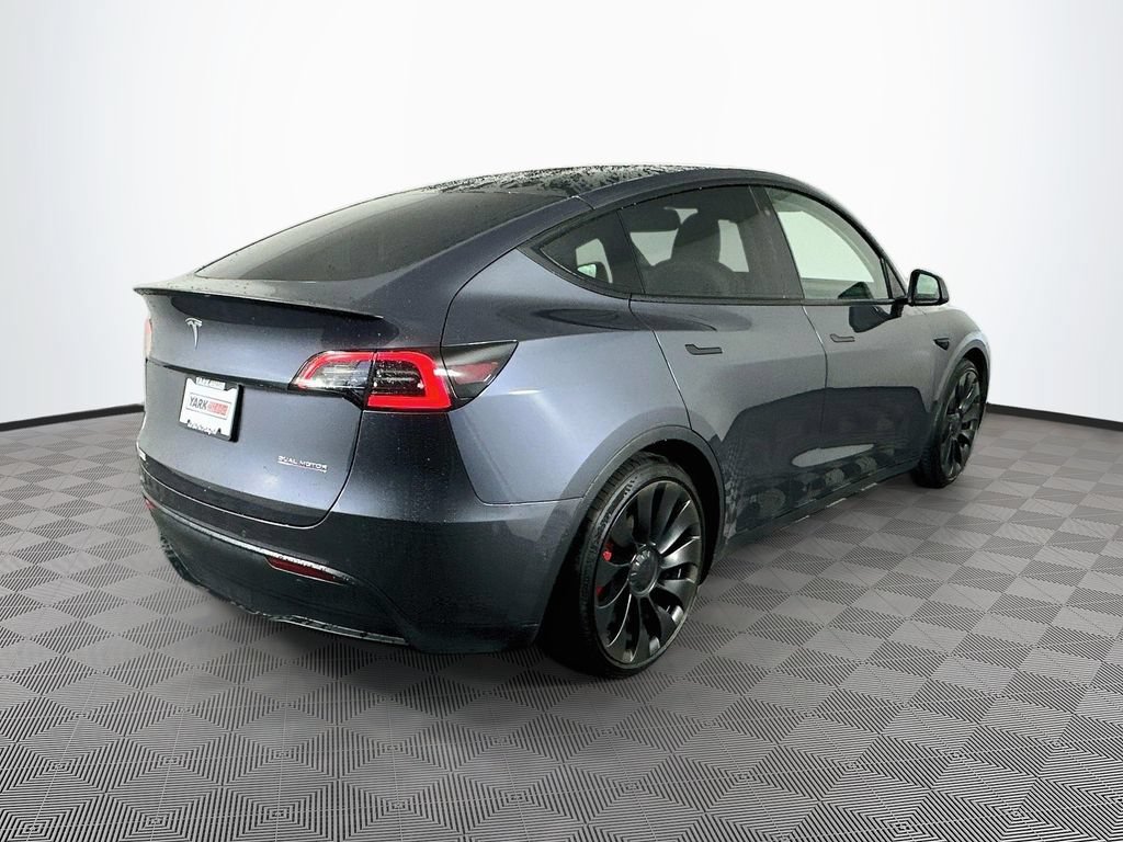 Used 2022 Tesla Model Y Performance AWD/4WD image 10
