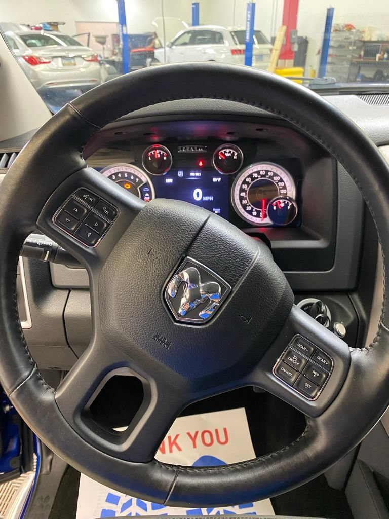 Used 2017 RAM 1500 Big Horn AWD/4WD image 4