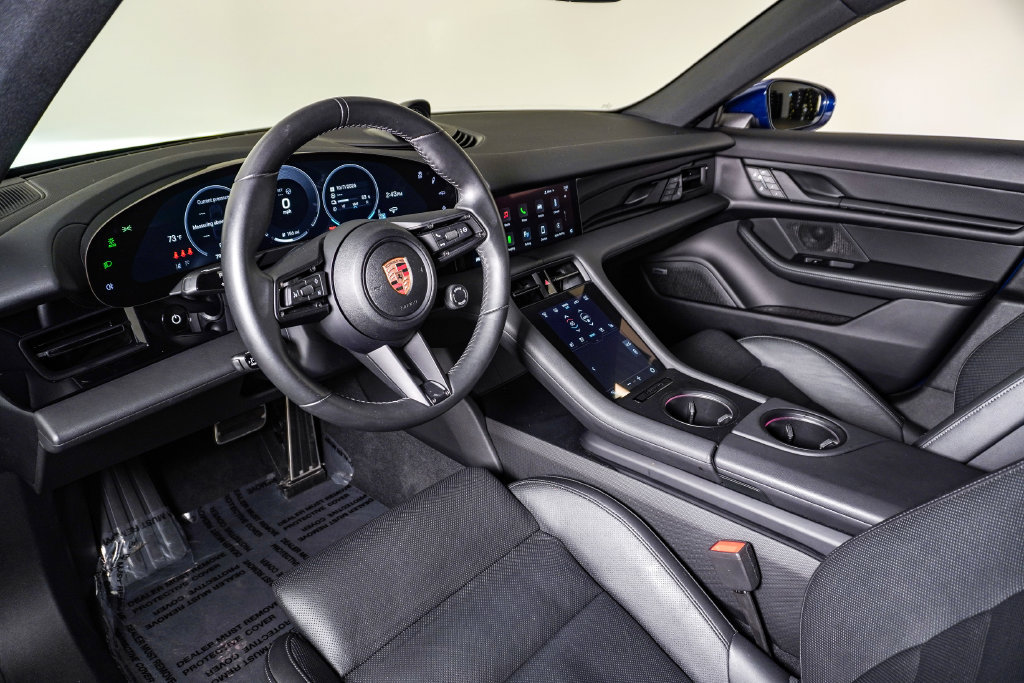 Certified 2025 Porsche Taycan AWD/4WD image 4