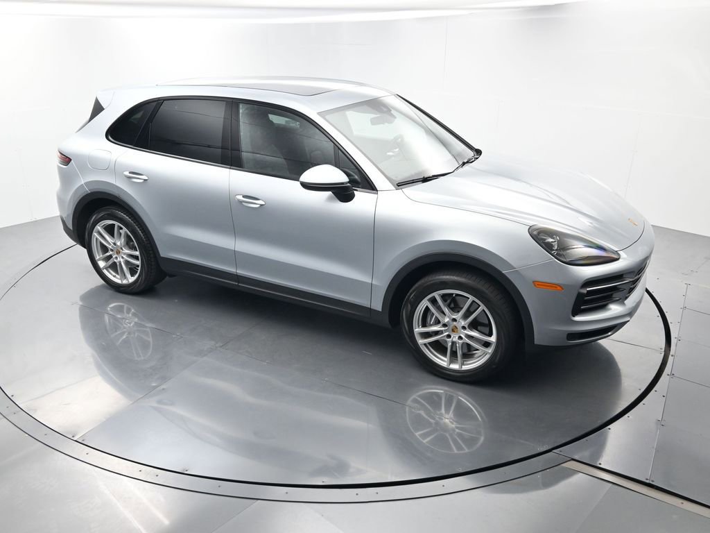 Certified 2023 Porsche Cayenne AWD/4WD image 40