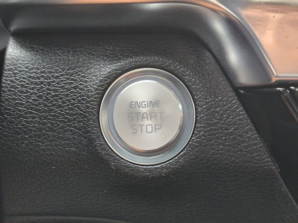 Certified 2022 Kia Telluride LX image 23