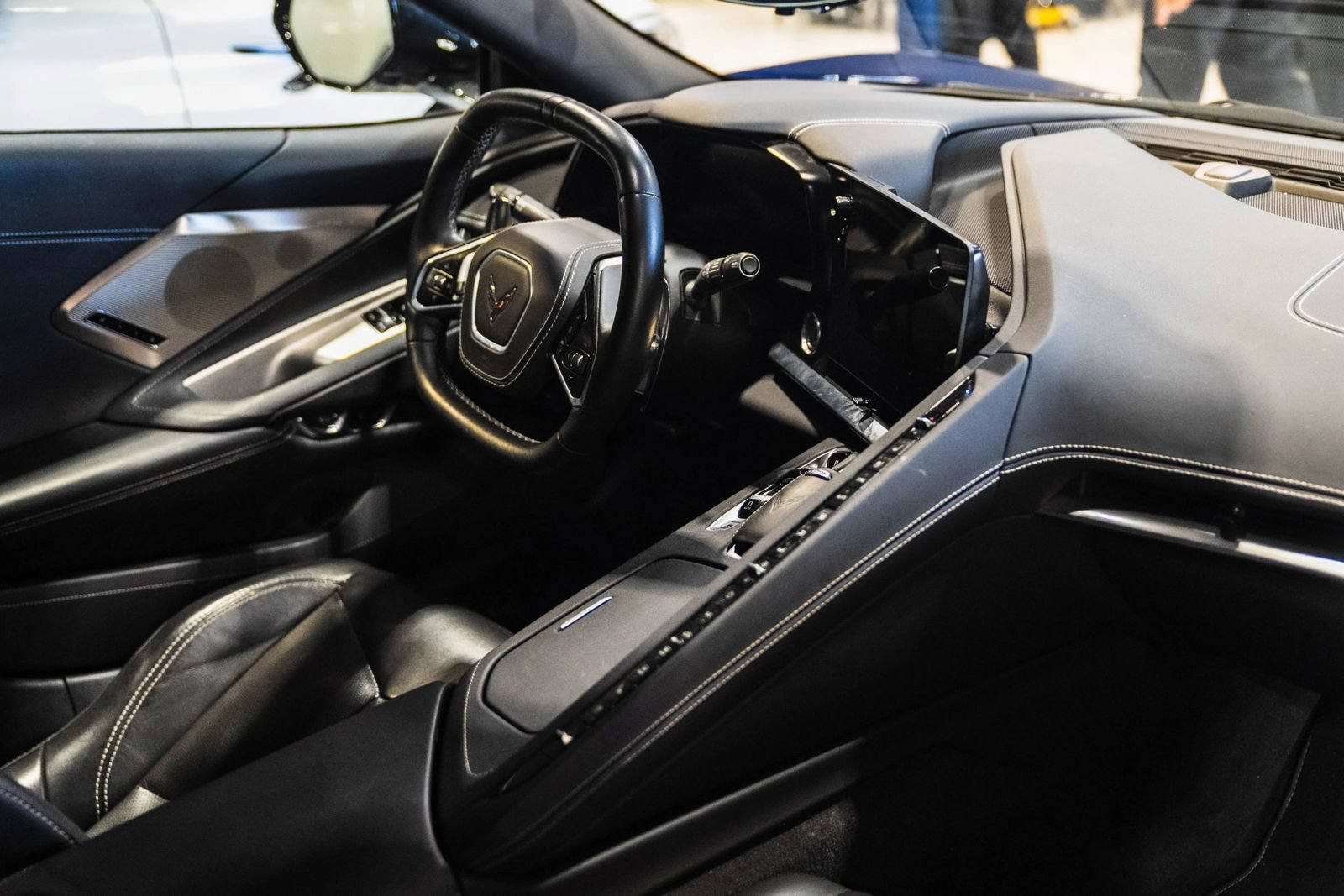 Used 2025 Chevrolet Corvette Stingray Preferred Cpe w/ 2LT RWD image 16