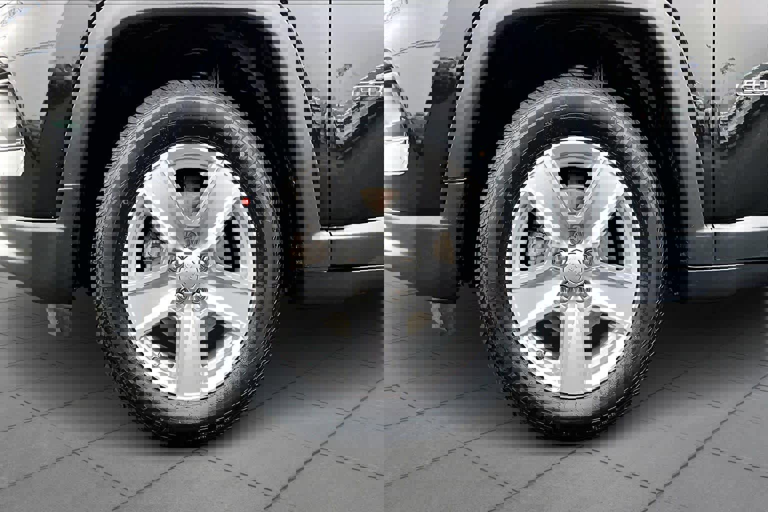 Used 2022 Jeep Compass Latitude image 10