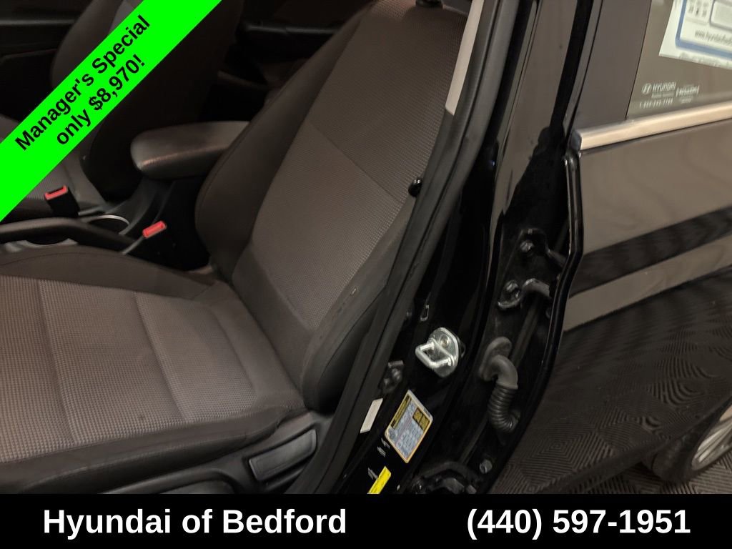 Used 2019 Hyundai Accent Limited FWD image 12