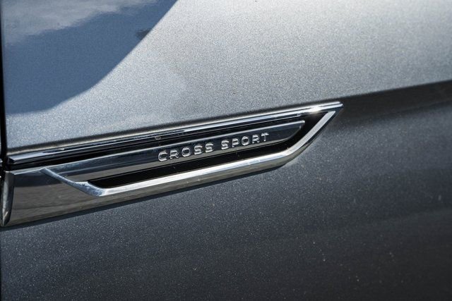 Used 2021 Volkswagen Atlas Cross Sport SEL image 16