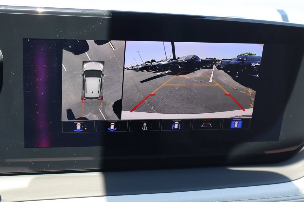 New 2026 Buick Encore GX Avenir w/ Avenir Technology Package AWD/4WD image 14