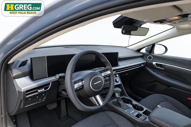 Used 2026 Hyundai Sonata SE FWD image 15