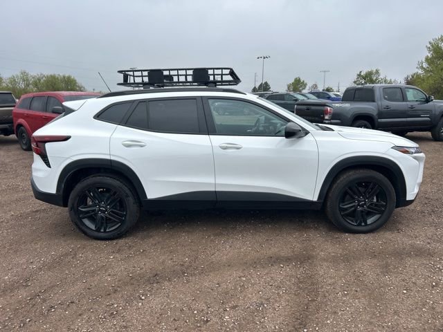 Used 2024 Chevrolet Trax ACTIV w/ Sunroof Package FWD image 7