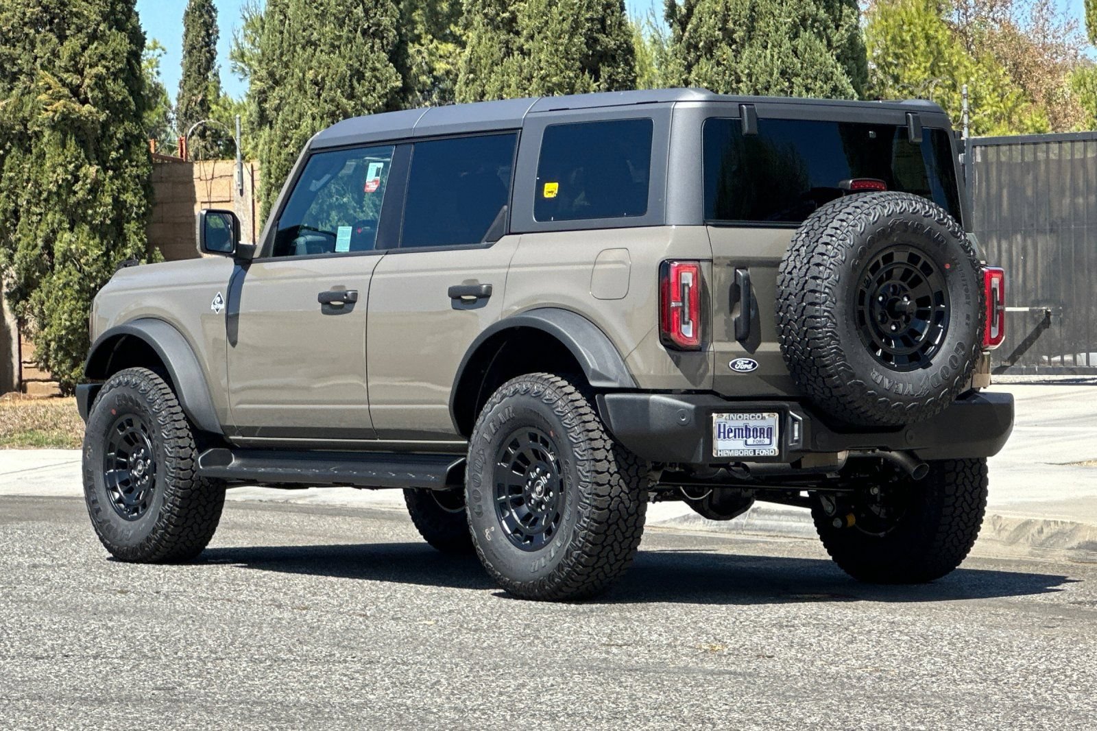 New 2026 Ford Bronco Outer Banks w/ Sasquatch Package AWD/4WD image 6
