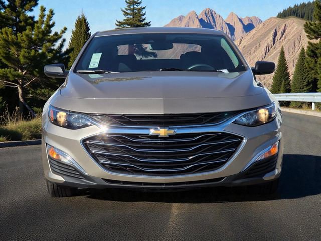 Used 2024 Chevrolet Malibu LS image 3