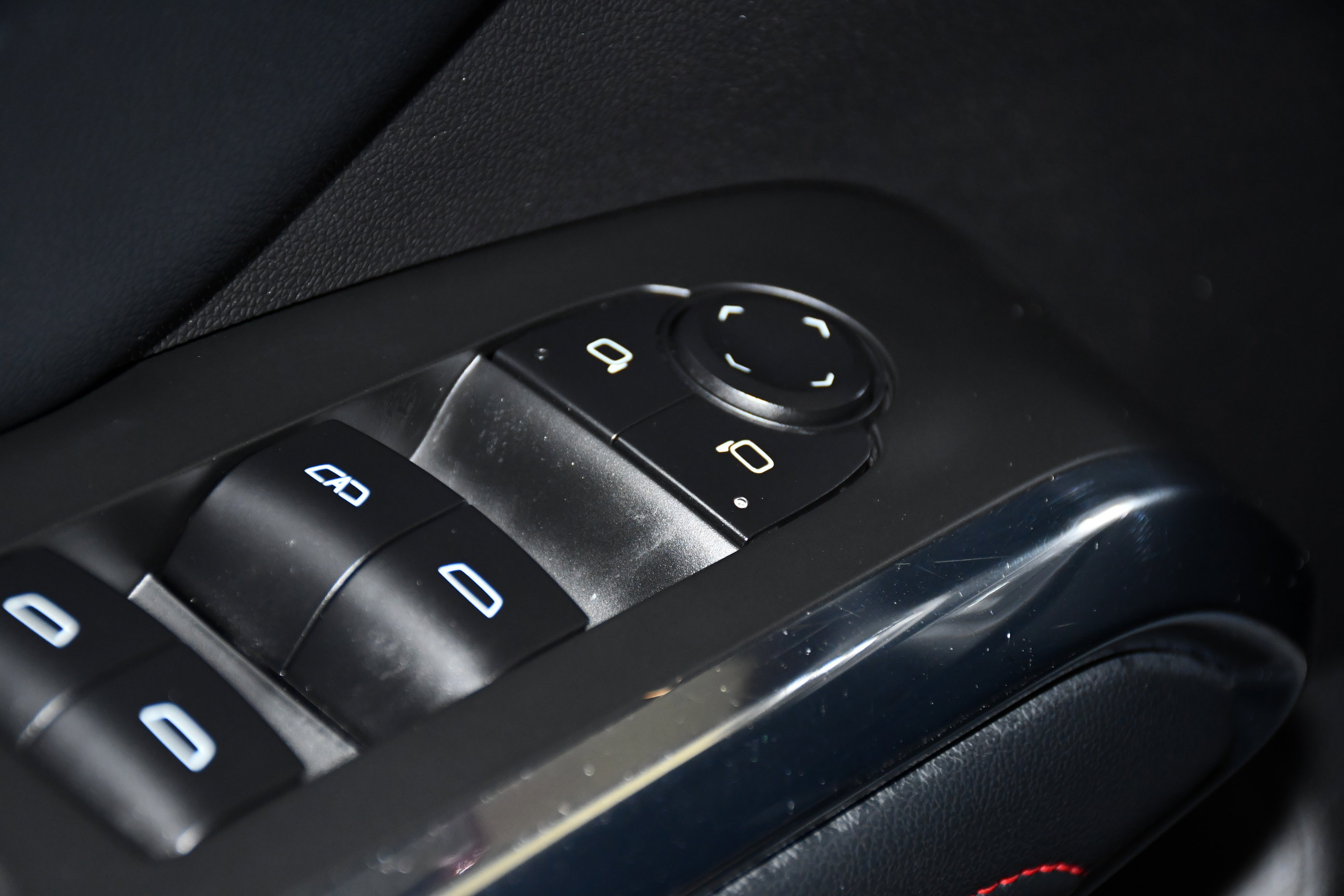 Used 2025 Chevrolet Traverse Z71 image 31