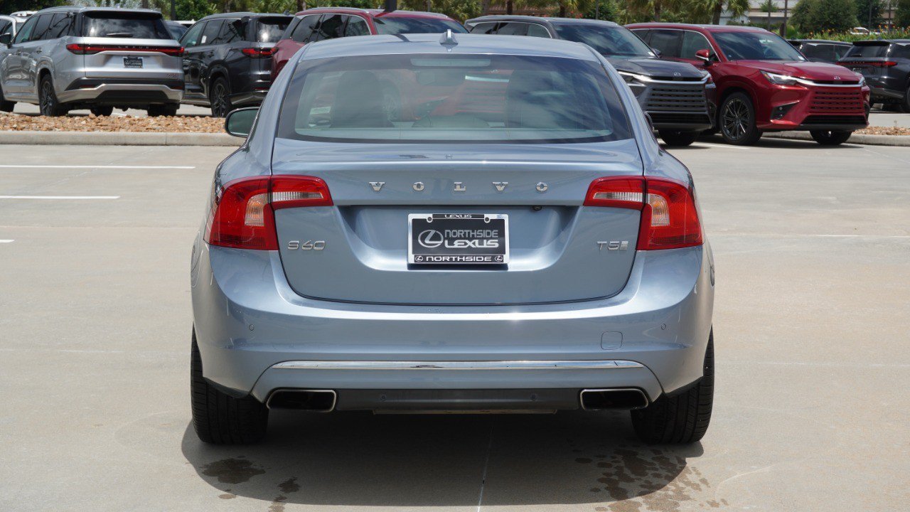 Used 2017 Volvo S60 T5 Inscription Platinum FWD image 7