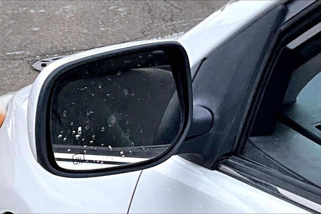 Used 2013 Toyota Corolla LE w/ Premium Pkg image 13