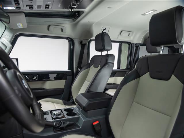 Used 2024 INEOS Grenadier Fieldmaster Edition image 12