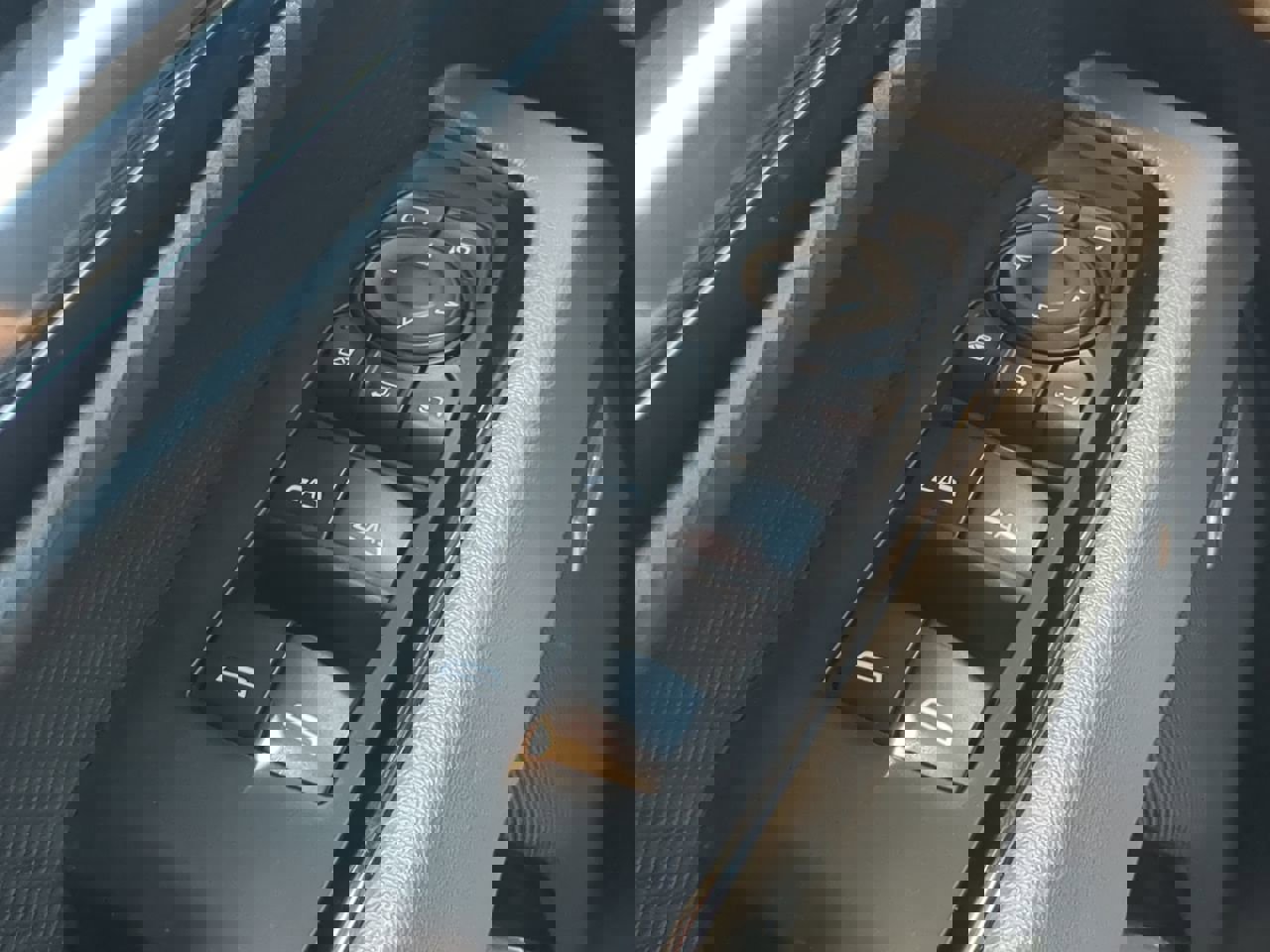 Used 2025 Chevrolet Silverado 2500 ZR2 image 25